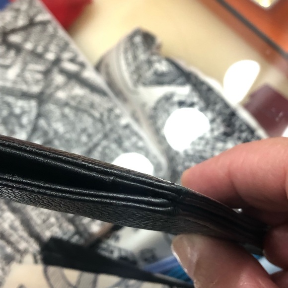 Authentic CHANEL Caviar CC Long Bill Wallet / chequebook - Picture 5 of 7